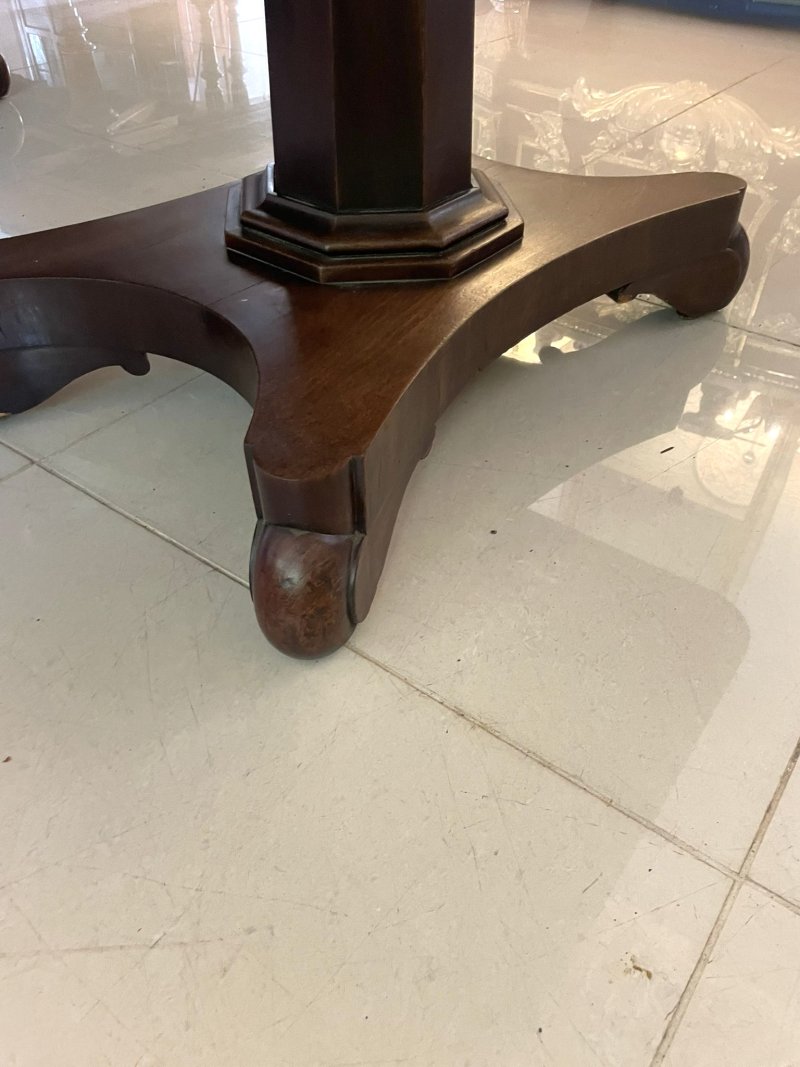 Outstanding Quality Antique William IV 16 Seater Mahogany Three Pedestal Dining Table